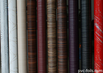 Η κρύα αντίσταση υψηλή σχολιάζει την ταινία PVC για τα γραφεία κουζινών