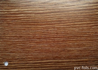 Χρυσό φύλλο αλουμινίου μεμβρανών PVC σιταριού δρύινου ξύλου για την επιφάνεια 0.35MM πορτών