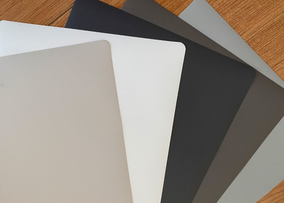 Μαλακός ρόλος ταινιών PVC αντι γρατσουνιών για τη στερεά μαλακή ταινία PVC πορτών γραφείου