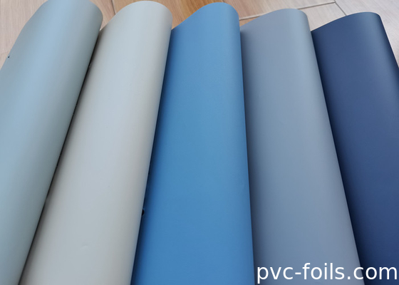 Ελαφριά ταινία διακόσμησης ματ από PVC για πόρτες με μεμβράνη και ηλεκτρικό πώμα